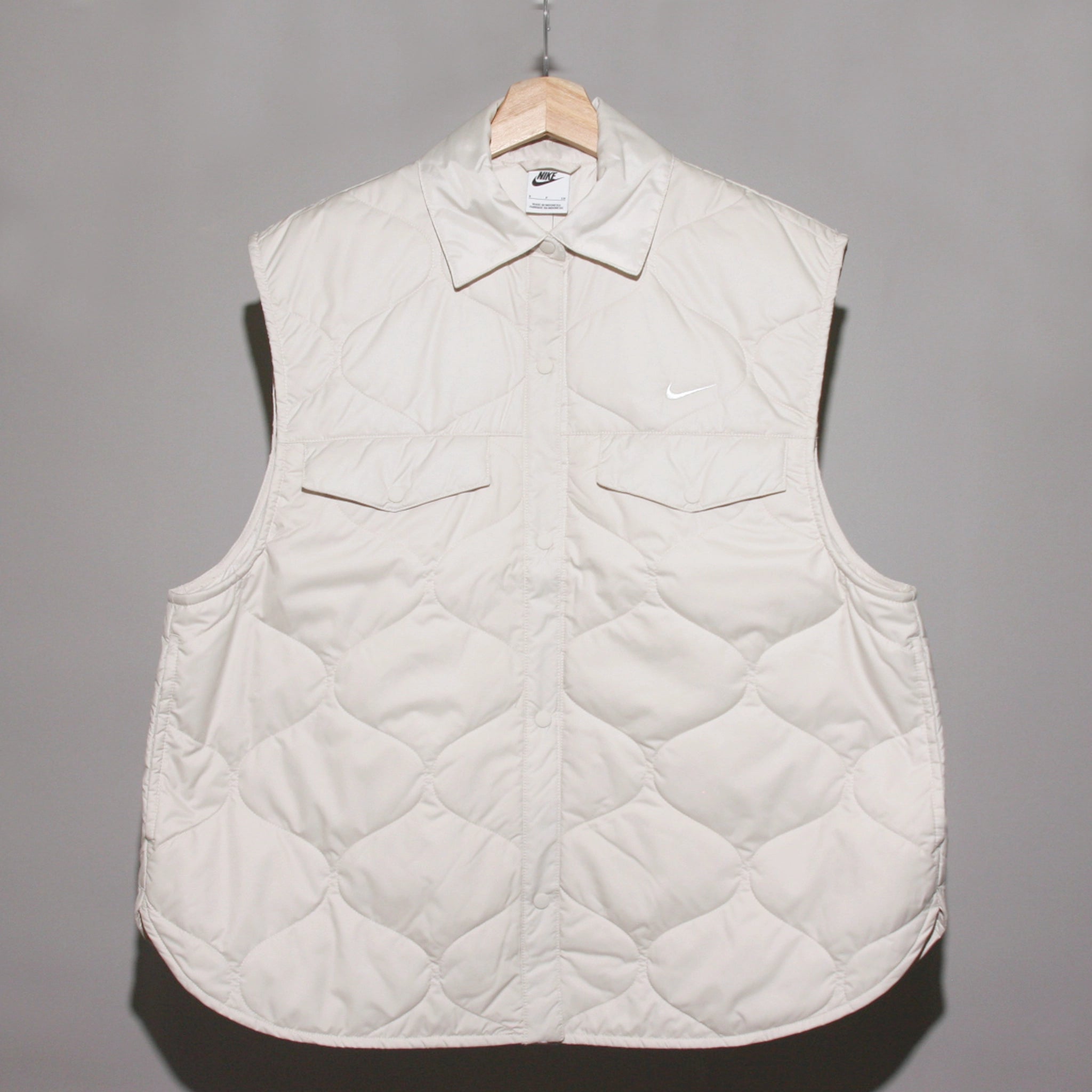 NIKE W TREND WVN QUILT GILET - LT OREWOOD BRN/SAIL