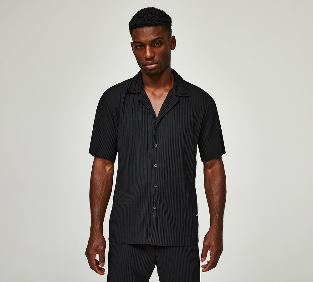 BELIER PLEATED SS SHIRT - BLACK