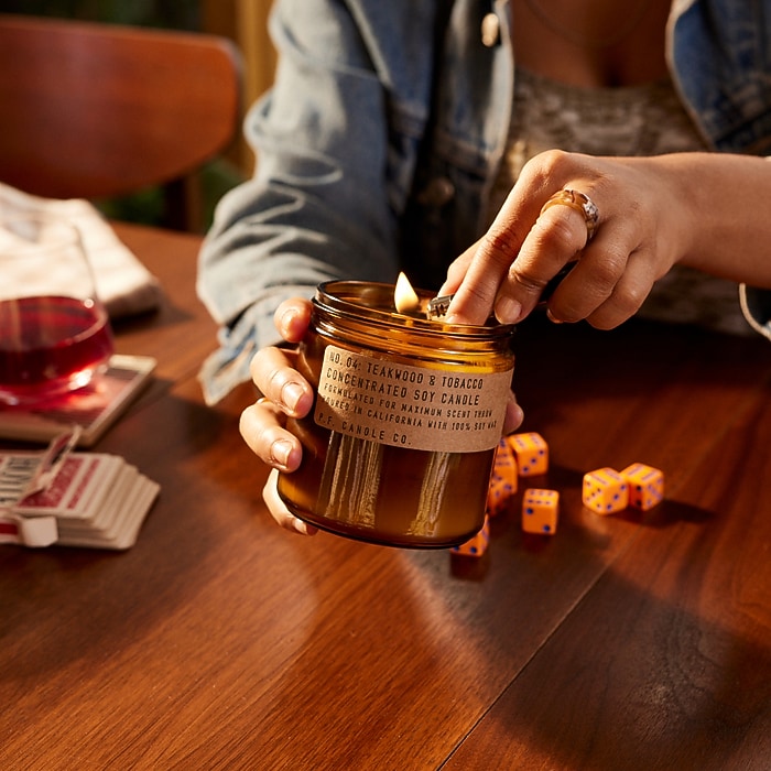 P.F. CANDLE CO NO.04 TEAKWOOD & TOBACCO 12.5 OZ SOY CANDLE - BROWN